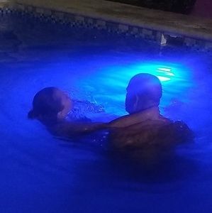 Meet your Posher, Jenuy